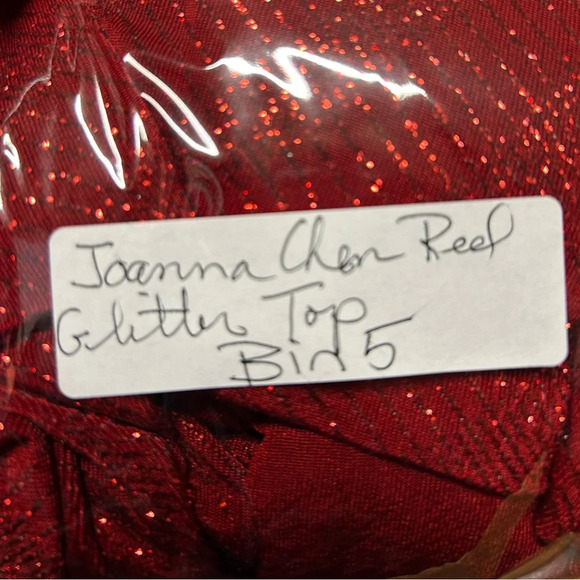 Joanna Chen Women's Medium Red Sparkle Cowl Neck Top Split Bell Sleeve Christmas - Picture 11 of 11